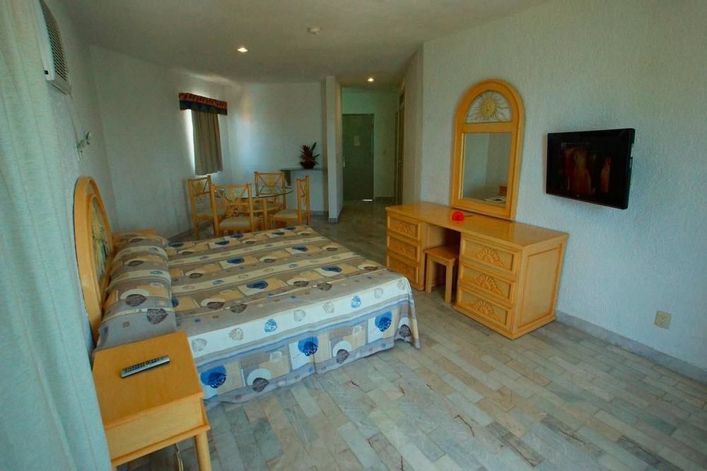 Las Perlas Condos Канкун Екстериор снимка